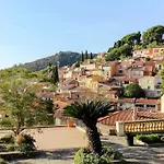 Feriehus Provencal In With Pool