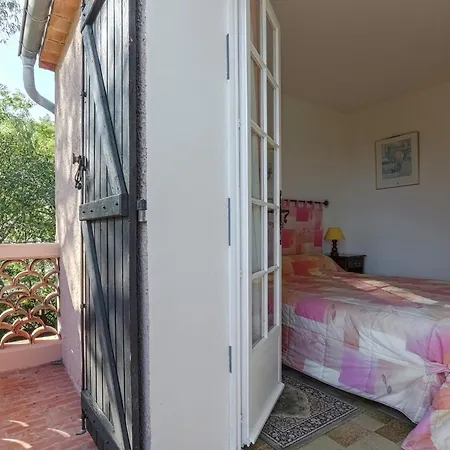 Provencal In With Pool Bormes-les-Mimosas