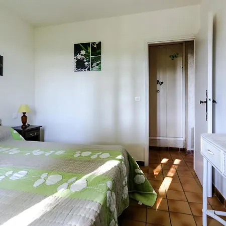 Provencal In With Pool Bormes-les-Mimosas