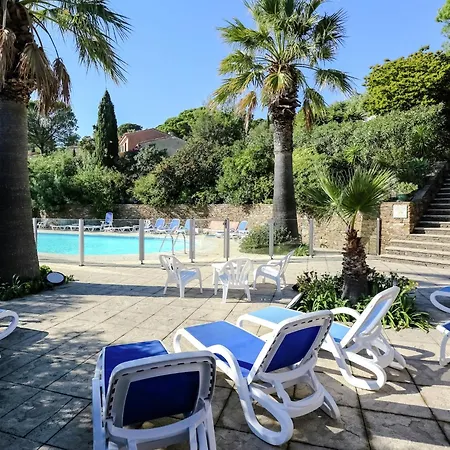 Hébergement de vacances Provencal In With Pool *