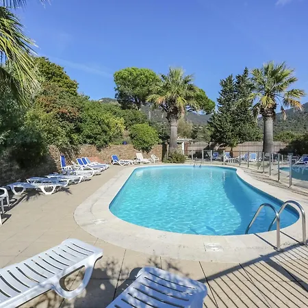 Provencal In With Pool Bormes-les-Mimosas